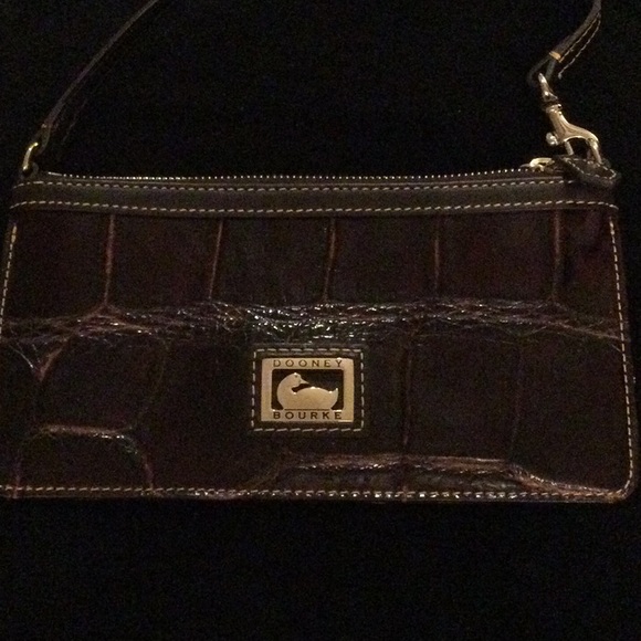 Dooney & Bourke Croc Embossed Wristlet - Picture 1 of 2